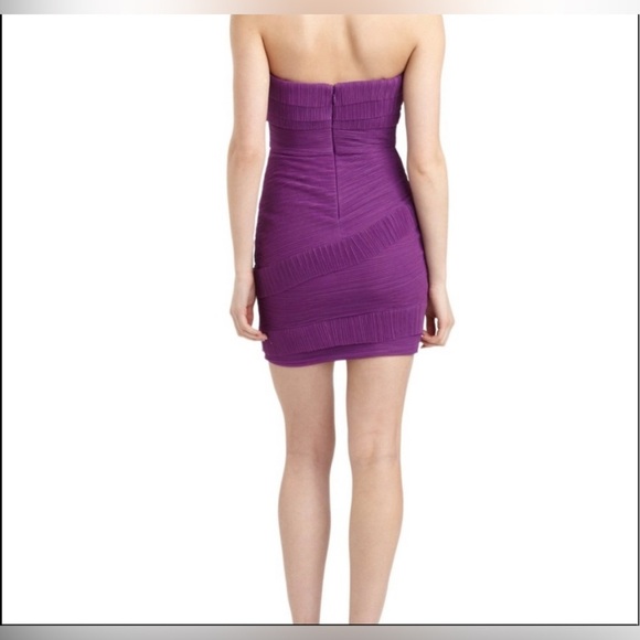 BCBGMaxAzria Jorie in Dark Orchid Ruched Strapless Cocktail Mini Dress Y2K Sz 6 - Picture 4 of 12